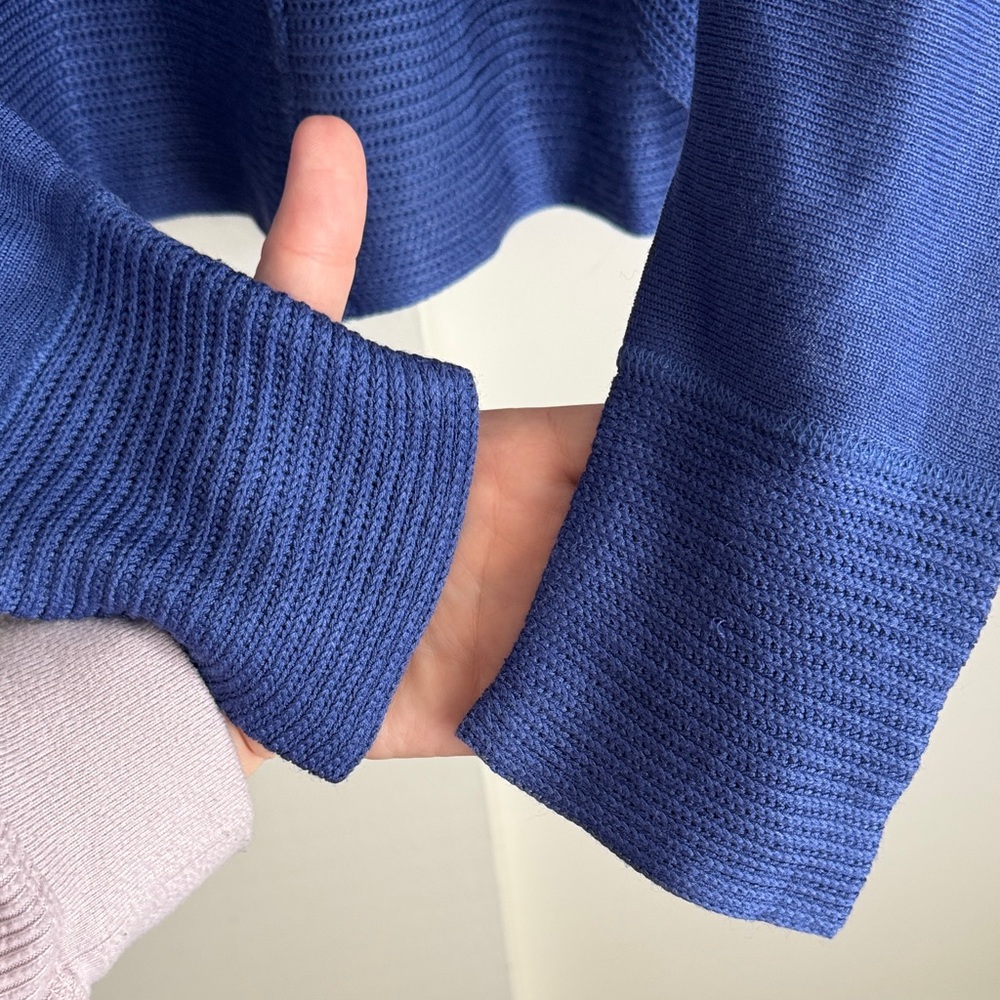 DVF Silk Assets Blue Women's Sweater Large 100% Silk - Picture 7 of 8